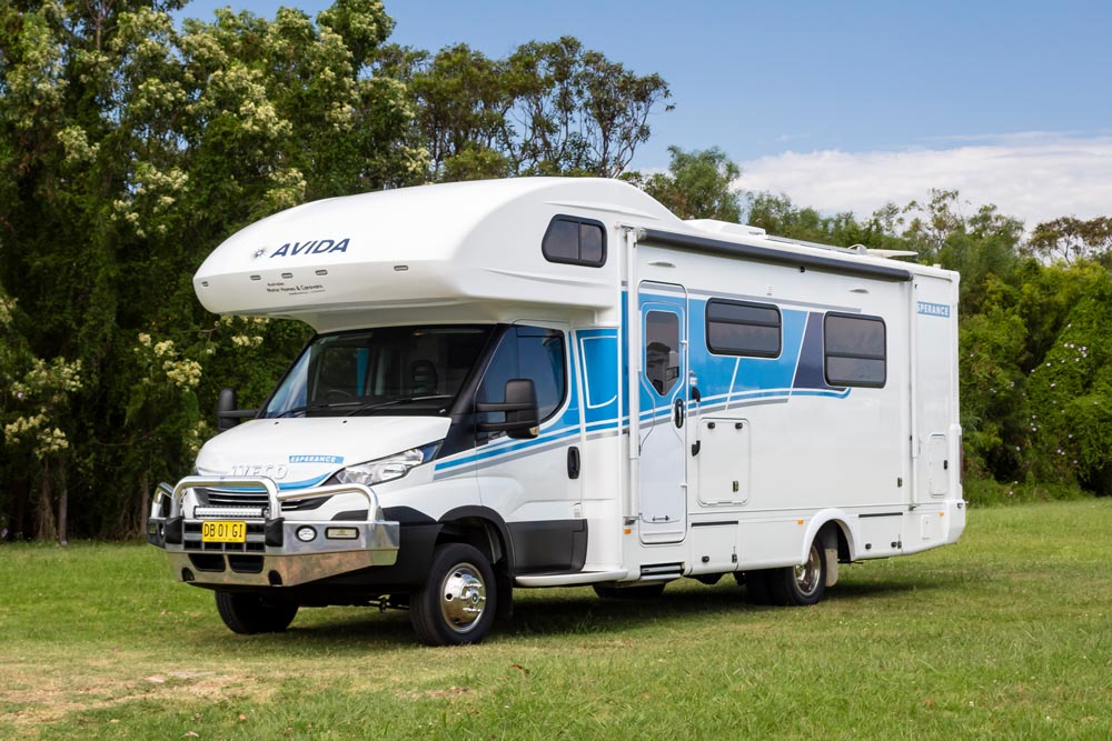 9932 Avida C7932SL Esperance Motorhome 01