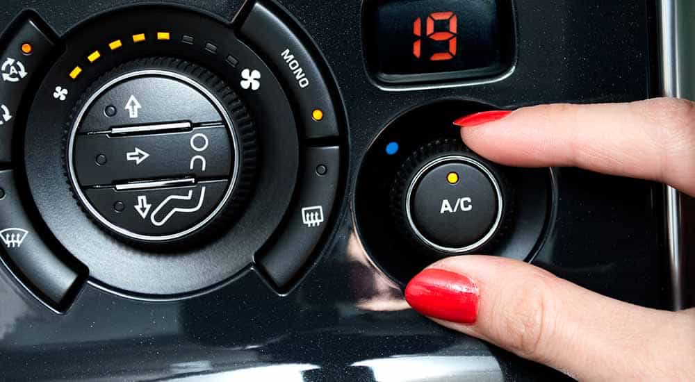 How do car air conditioning systems work hero image